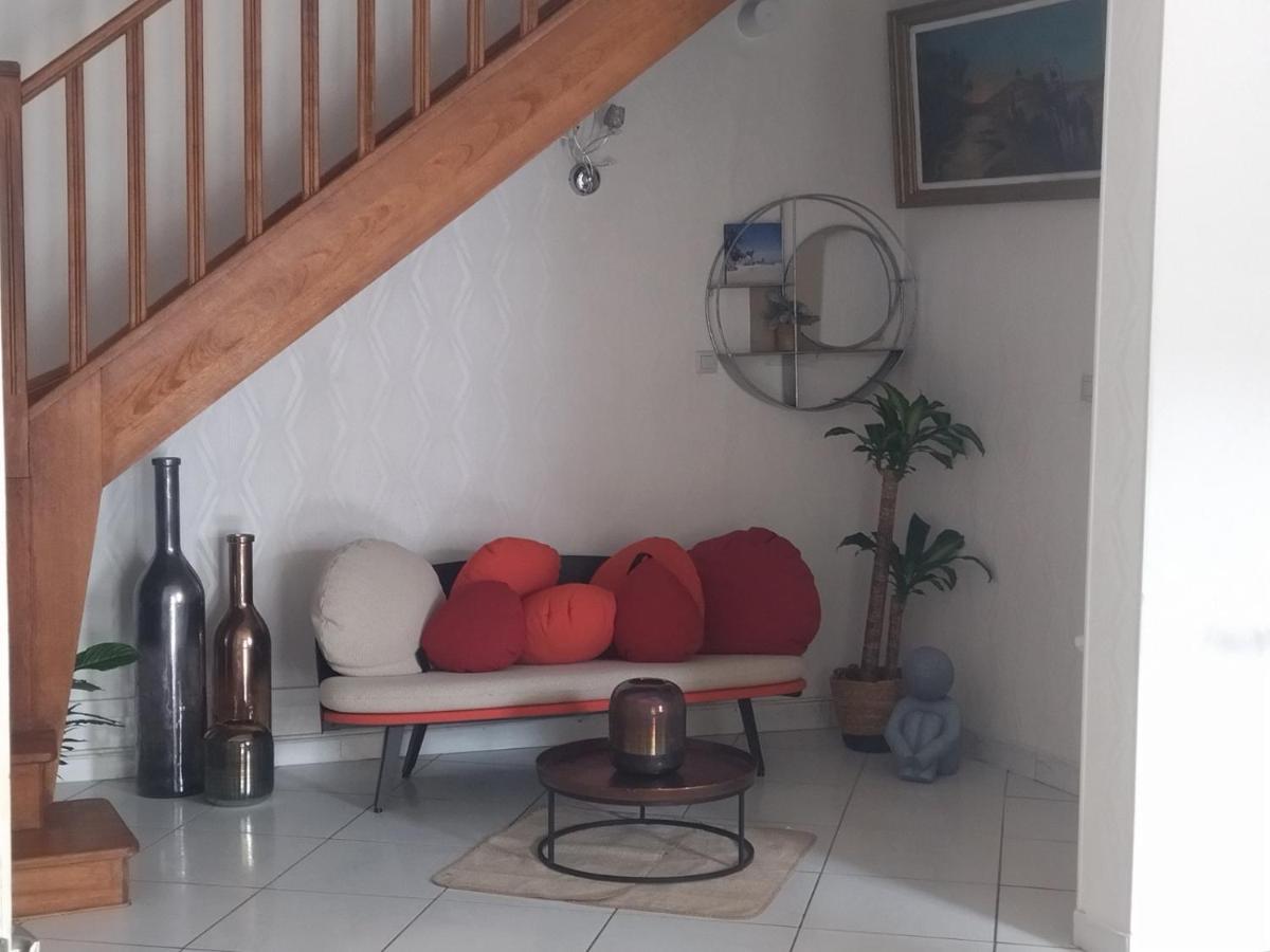 Apartmán Chambre Serenity Stains Exteriér fotografie