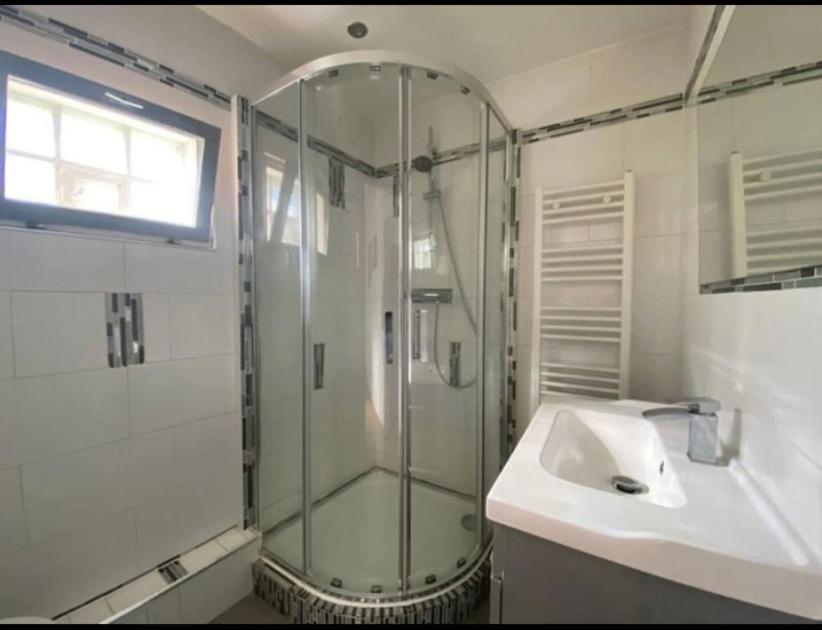 Apartmán Chambre Serenity Stains Exteriér fotografie